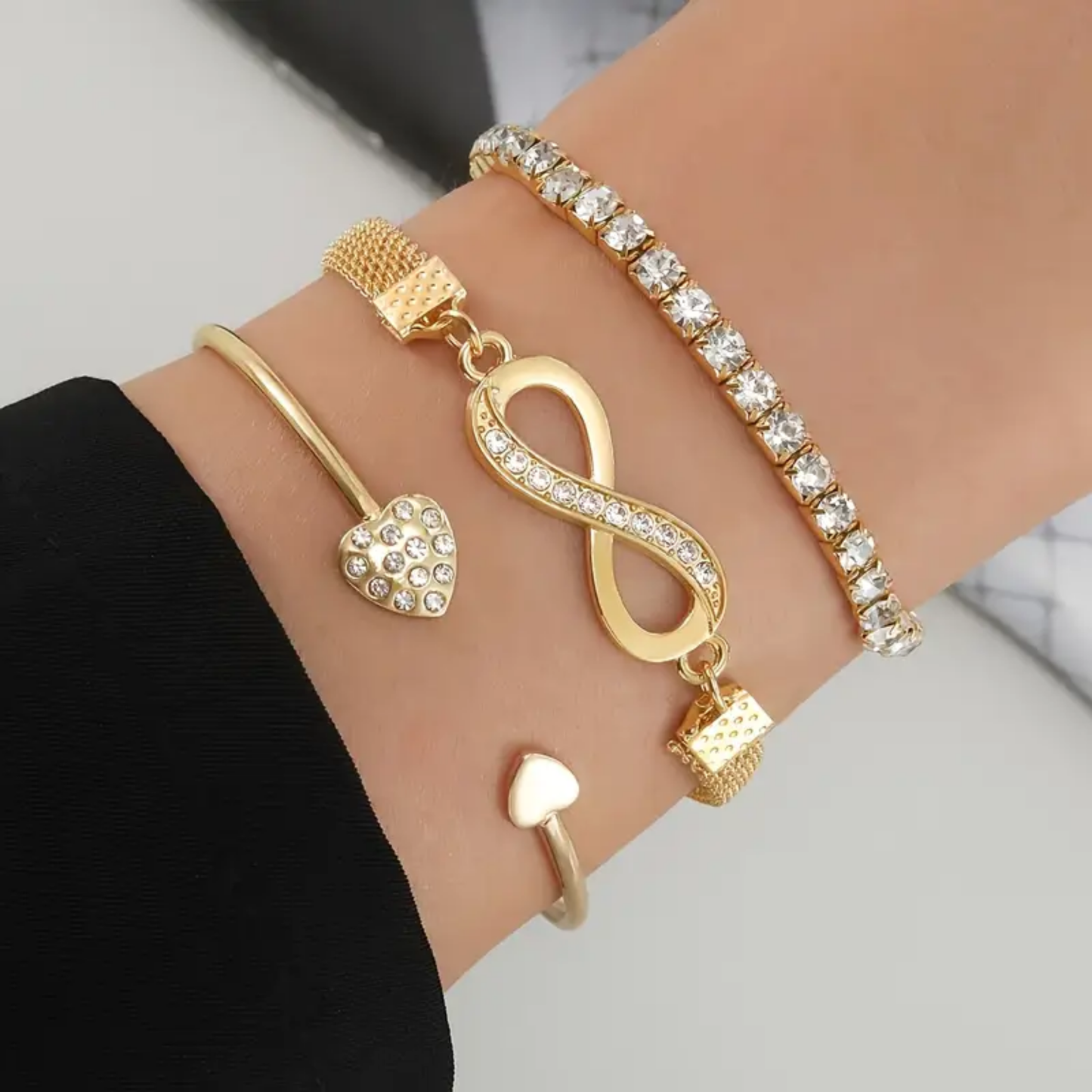 SET 3 PIEZAS PULSERAS DE PIEDRAS ELEGANTE